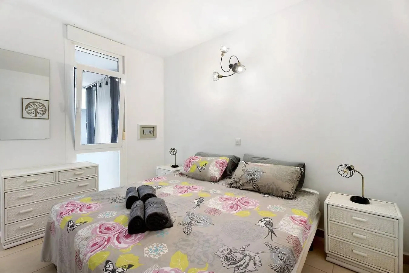 شقة فندقية أرونا Casa Lizzy - Appartamento Con Vista Giardino N325 إسبانيا