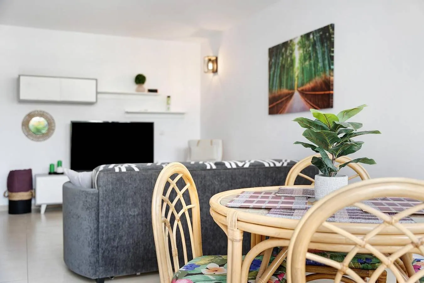 أرونا Casa Lizzy - Appartamento Con Vista Giardino N325