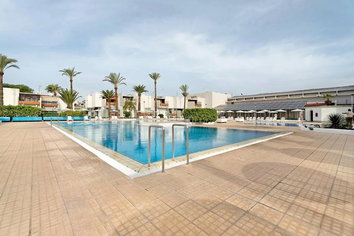 أرونا Casa Lizzy - Appartamento Con Vista Giardino N325 شقة فندقية